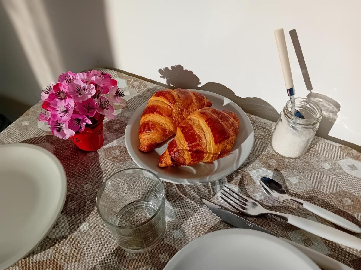 Il Quadrifoglio Bed & Breakfast เซริโน ภายนอก รูปภาพ